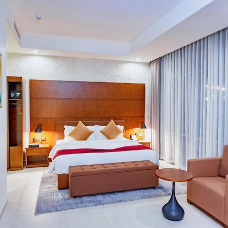 Alisa Hotel Tema Zewnętrze zdjęcie