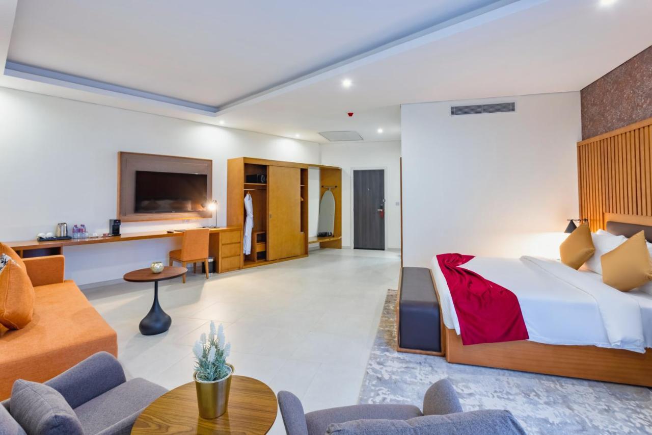 Alisa Hotel Tema Zewnętrze zdjęcie