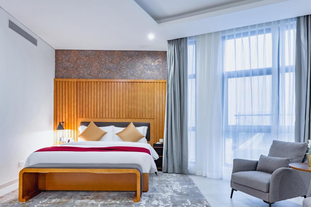 Alisa Hotel Tema Zewnętrze zdjęcie