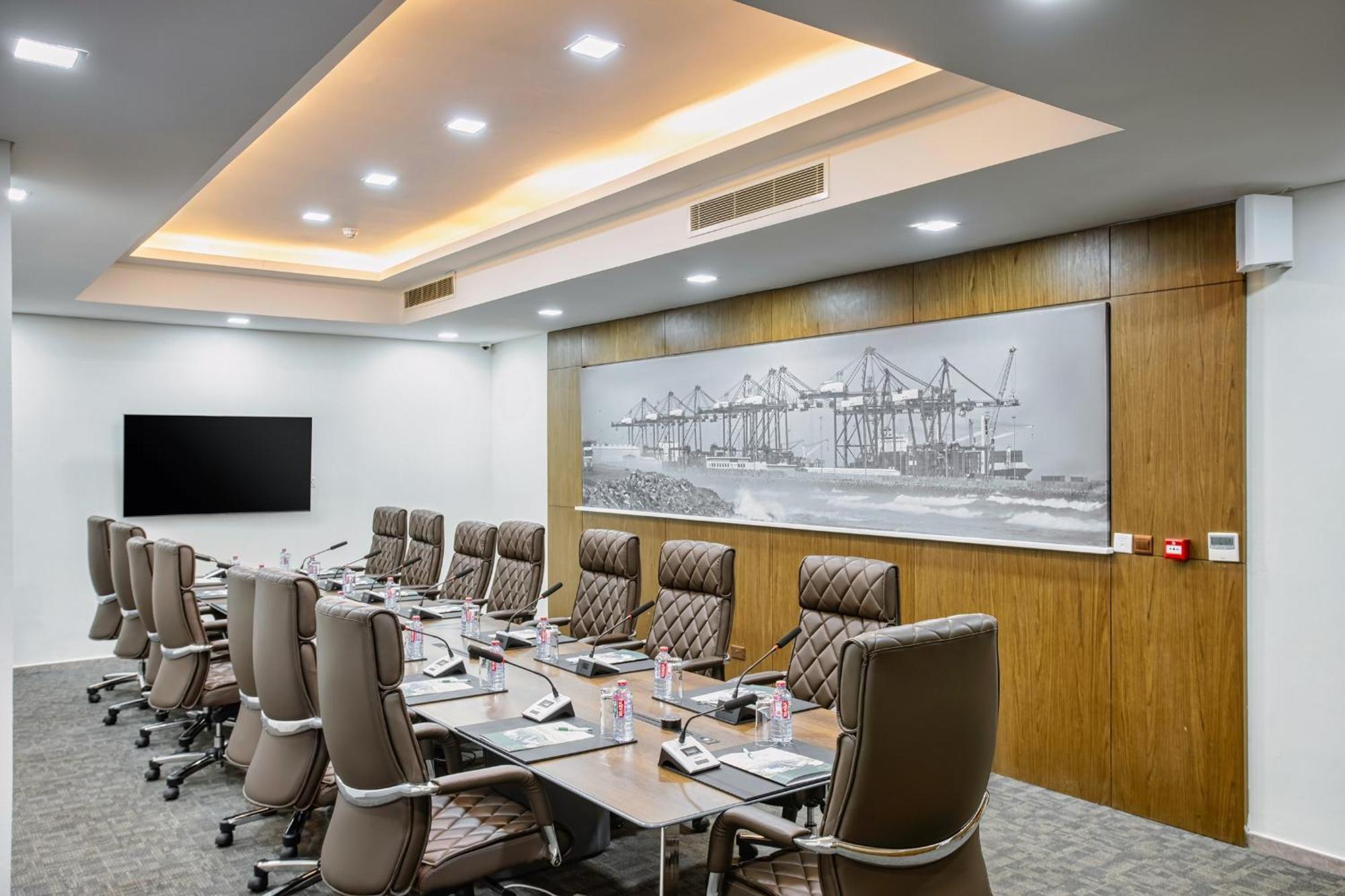 Alisa Hotel Tema Zewnętrze zdjęcie