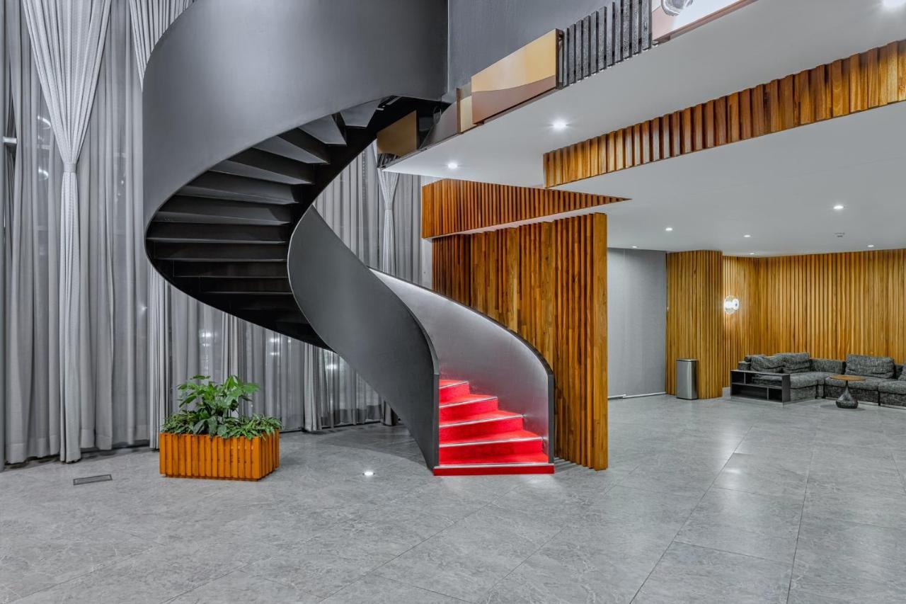 Alisa Hotel Tema Zewnętrze zdjęcie