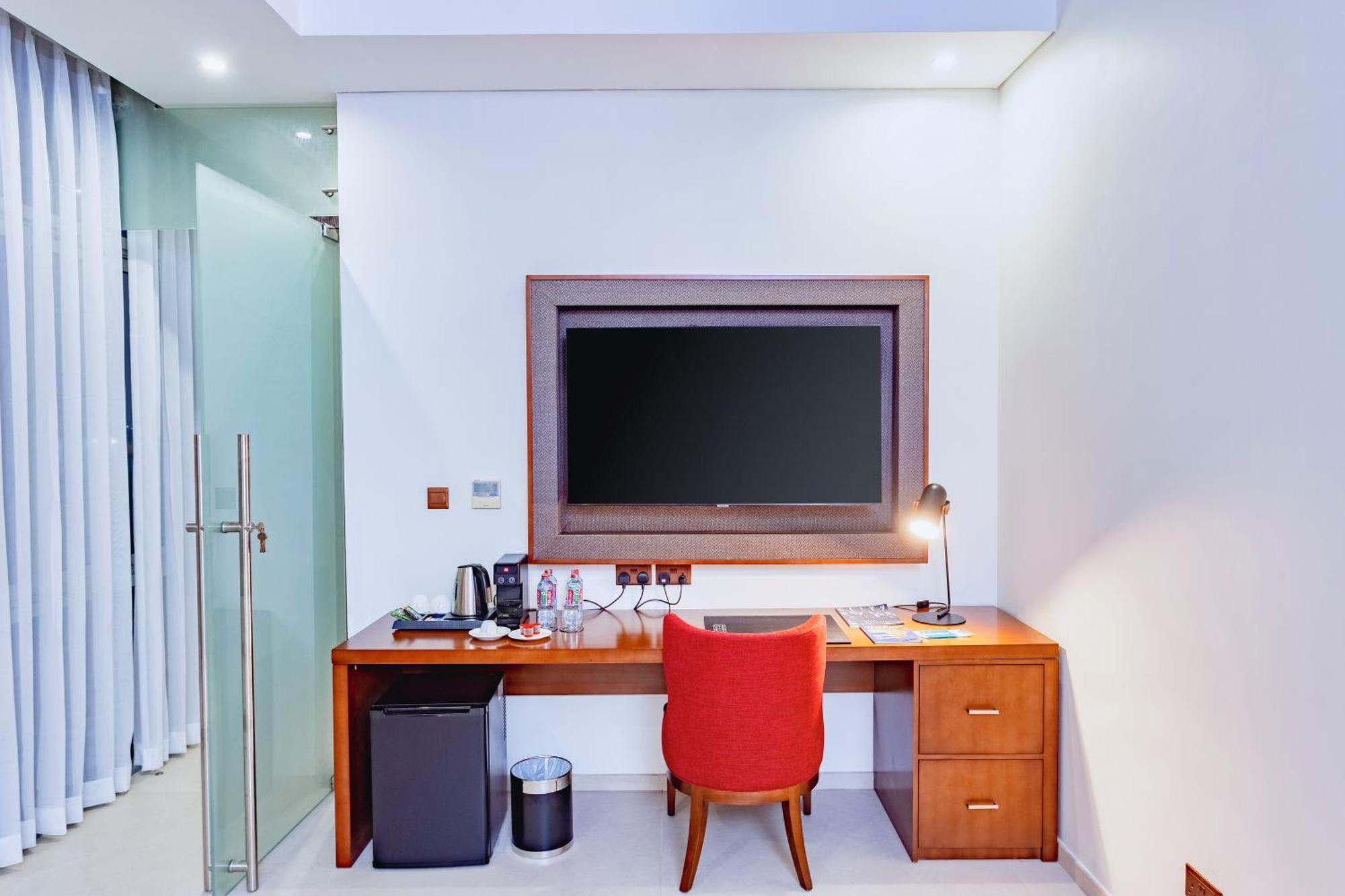 Alisa Hotel Tema Zewnętrze zdjęcie